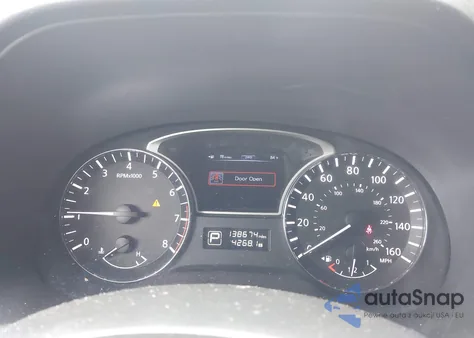 2013 Nissan Pathfinder Platinum z USA, uszkodzony, nr VIN 5N1AR2MM1DC653259